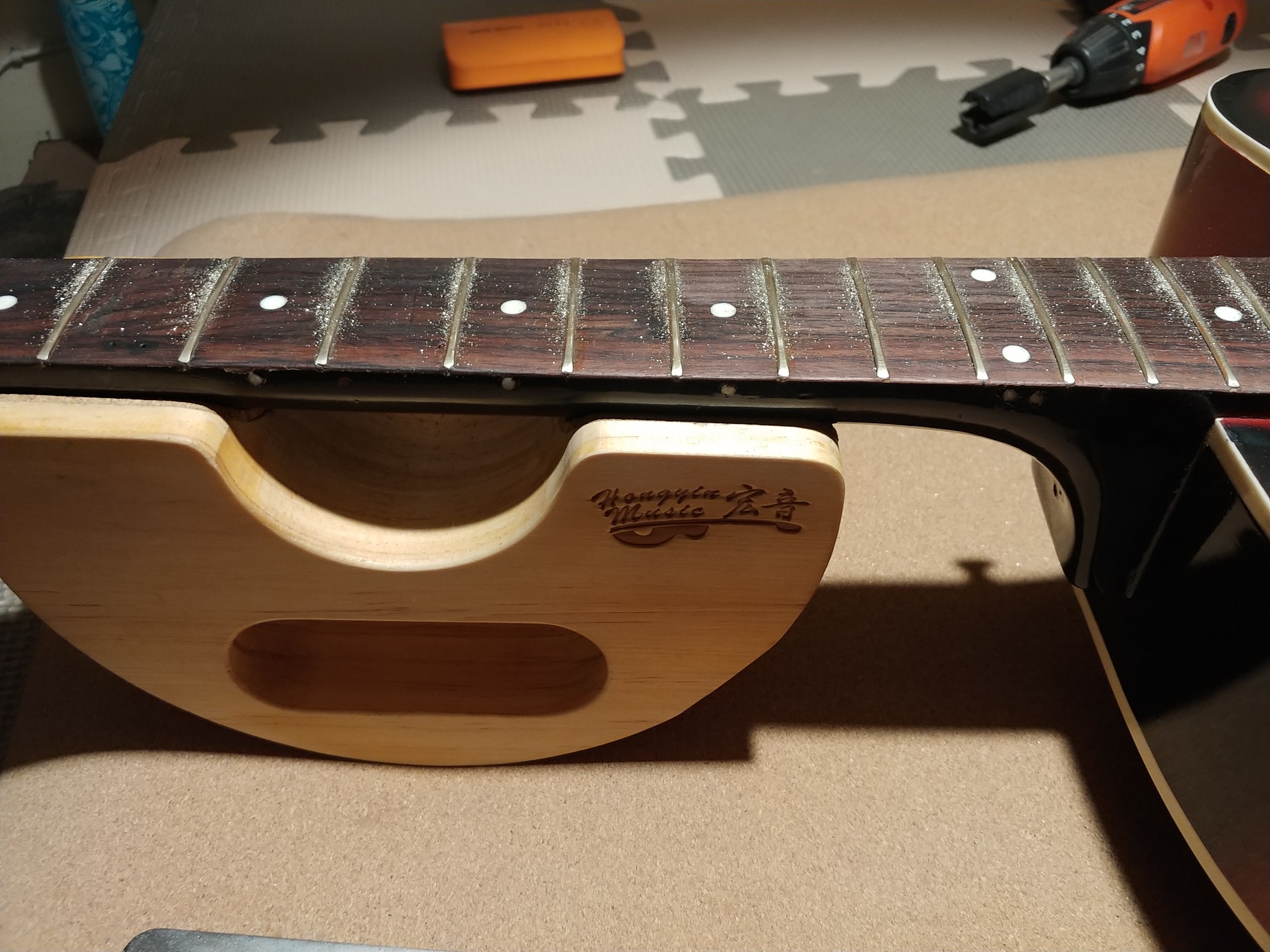 A single string buzzing on a single fret! Lucknow Guitar Garage for repairs
